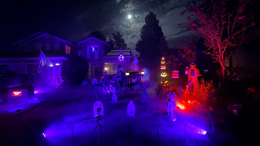 Haunted Mansion Halloween: a family-friendly yard graveyard